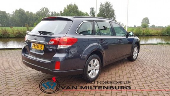 Subaru Outback - 2.0D Executive Leder Panoramadak Camera Trekhaak - 1