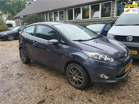 Ford Fiesta - 1.25 Titanium Zeer netjes, goed oh, airco - 1