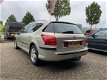 Peugeot 407 SW - 1.8-16V XR Pack navi, parrot en een nieuwe apk - 1 - Thumbnail