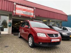 Volkswagen Touran - 2.0-16V FSI Highline 7-persoons, 6 versnellingen en alle boekjes/rekeningen aanw