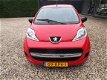 Peugeot 107 - 1.0-12V XR airco met airco nederlandse auto geen import apk nieuw 23-10-2020 - 1 - Thumbnail