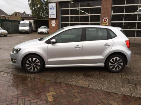 Volkswagen Polo - UP 1.0 60PK HIGH UP - 1