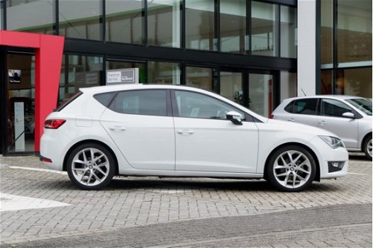 Seat Leon - 1.4 TSI ACT 150PK FR Dynamic|Panoramadak|Cruise|18 inch| - 1