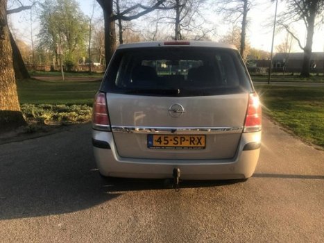 Opel Zafira - 1.6 Business Mooie auto rijdt en schakelt perfect - 1