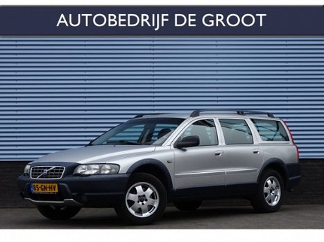 Volvo XC70 - Cross Country 2.4 T Automaat Youngtimer, 7-persoons, Leer, Cruise - 1