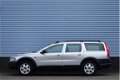 Volvo XC70 - Cross Country 2.4 T Automaat Youngtimer, 7-persoons, Leer, Cruise - 1 - Thumbnail