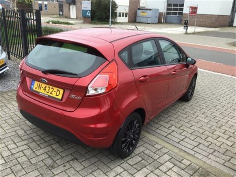 Ford Fiesta - 1.0 STYLE 80 pk /navigatie/LM Nieuwstaat - 1