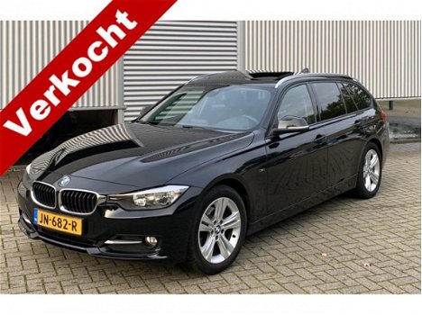 BMW 3-serie Touring - 318d High Exe 143PK Navigatie/Sportstoelen/Trekhaak (elektr)/Panoramadak Compl - 1