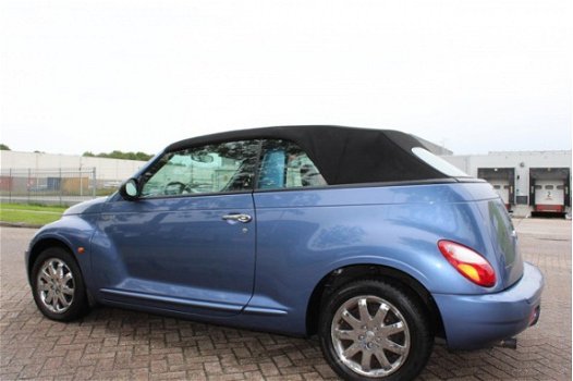 Chrysler PT Cruiser Cabrio - 2.4i Limited navi/airco cruise leder - 1