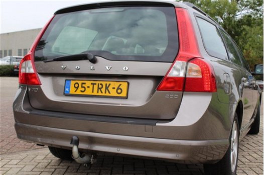 Volvo V70 - 2.0D Momentum goed onderhouden - 1