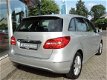 Mercedes-Benz B-klasse - 180 1.6 90kW Automaat - Nav | Parkeerhulp | Stoelverw - 1 - Thumbnail