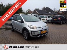 Volkswagen Up! - 1.0 cross up BlueMotion navi airco