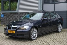 BMW 3-serie - 318i | DAK / PDC / XENON / ELEK. STOELEN / UNIEK RIJK UITGERUST