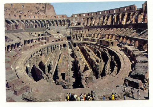 T090 Rome / Interno Colosseo / Italië - 1