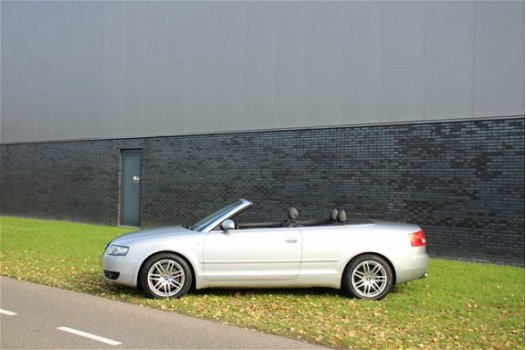 Audi A4 Cabriolet - 3.0 V6 quattro Pro Line Cabrio, Automaat, Leder, Youngtimer - 1