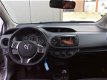 Toyota Yaris - 1.3 VVT-i 99pk 5D Aspiration, navigatie - 1 - Thumbnail