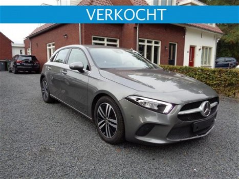 Mercedes-Benz A-klasse - A 180 D DCT Aut. Xenon Navi Leder - 1