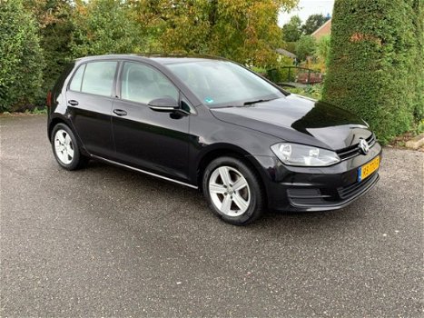 Volkswagen Golf - Navi Pcd 1.2 TSI Trendline - 1