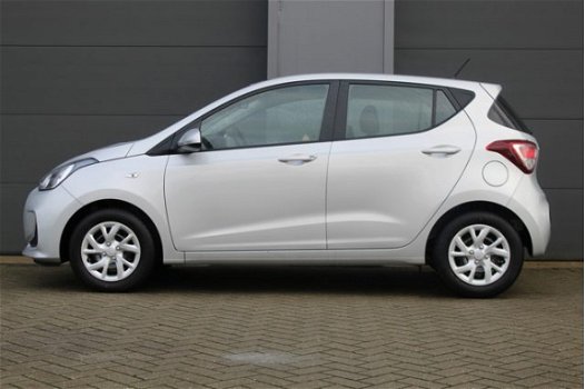 Hyundai i10 - 1.0I COMFORT + NAVI MY19 | Rijklaarprijs | Direct uit voorraad | € 2100 korting | 5 ja - 1