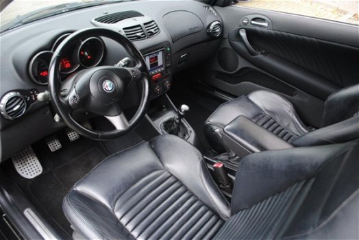 Alfa Romeo 147 - 3.2 V6 GTA HISTORIE COMPLEET AANWEZIG - 1