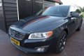 Volvo V70 - 2.0 T5 Summum Leer|Navi|Four-C vering|Xenon|Stoelverwarming etc - 1 - Thumbnail