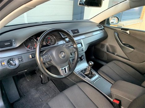Volkswagen Passat Variant - 1.6 TDI BlueMotion Airco | APK Dealer Onderhouden - 1