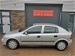 Opel Astra - 1.6 8V 5D 2003 Grijs Airco/Elek Pakket/APK & NAP - 1 - Thumbnail