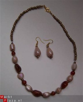 ketting in beige/bruine kleur met oorbellen Nieuw! - 2