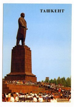 T107 Tashkent Monument to Lenin in Lenin Square / Oezbekistan - 1