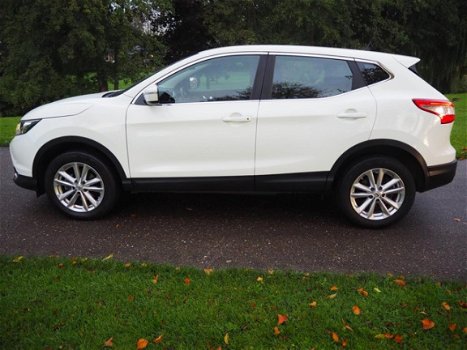 Nissan Qashqai - 1.2 Acenta Navigatie/ achteruitrij camera/ led/spoorassistent/Dab - 1