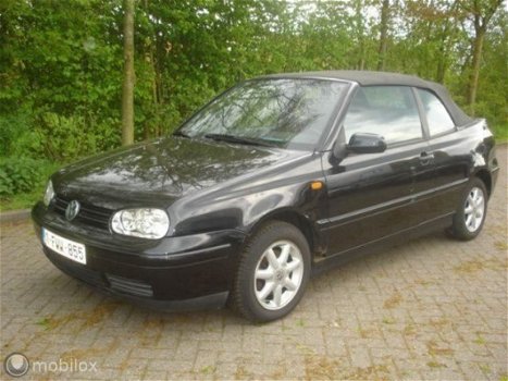 Volkswagen Golf Cabriolet - 1.8 Trendline - 1