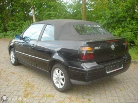 Volkswagen Golf Cabriolet - 1.8 Trendline - 1