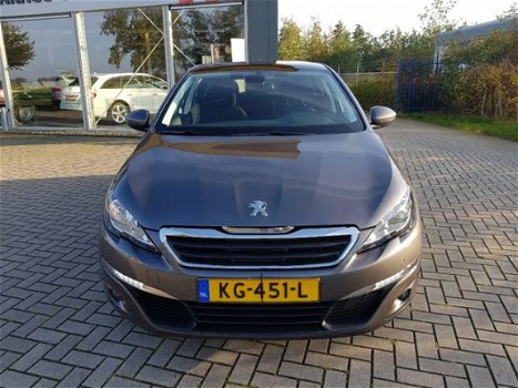 Peugeot 308 - 1.2 PureTech Blue Lease Executive Panorama / Navigatie / Ecc - 1