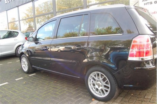 Opel Zafira - 1.8 Essentia - 1