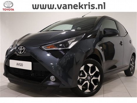 Toyota Aygo - 1.0 VVT-i X-Joy met x-shift Automaat, Nieuw Gratis 5 Jaar Fabrieksgarantie & Onderhoud - 1