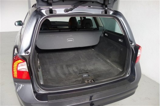 Volvo V70 - 1.6 T4 Limited Edition - 1