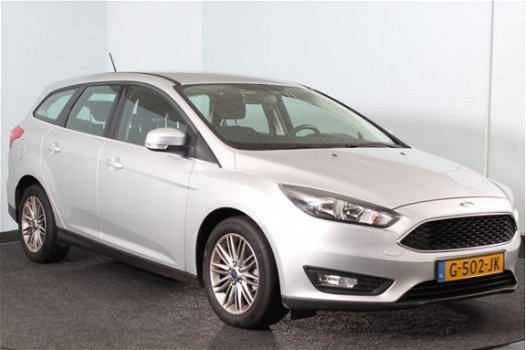 Ford Focus Wagon - 1.0 Ecoboost 125pk app connect (nav) | PDC | Airco | LM - 1