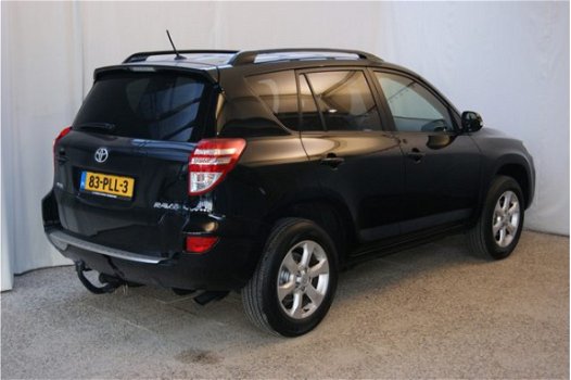 Toyota RAV4 - 2.0 VVTi Dynamic 4WD Dealeronderhouden, 2000KG Trekgewicht - 1