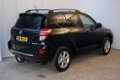 Toyota RAV4 - 2.0 VVTi Dynamic 4WD Dealeronderhouden, 2000KG Trekgewicht - 1 - Thumbnail