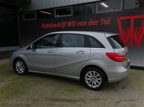 Mercedes-Benz B-klasse - 180 AMBITION | NAVIGATIE | PDC V+A | STOELVERWARMING | ALL-IN - 1