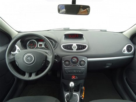 Renault Clio - TCe 100 Collection - 1