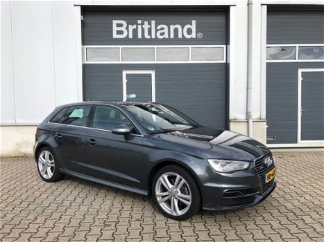 Audi A3 Sportback - 1.4 TFSI E-tron bj2015 S-Line 7% Bijtelling *Navi - 1