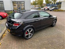 Opel Astra GTC - 1.6 Edition Airco, Elektr ramen, NAP, APK