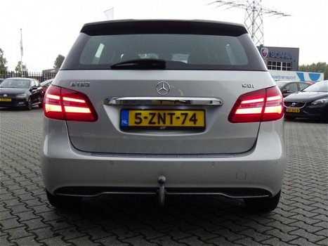 Mercedes-Benz B-klasse - 180 CDI Ambition Automaat / Xenon / Pano / Stoelverw - 1