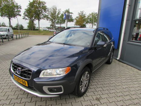 Volvo XC70 - D4 FWD Automaat Summum - 1