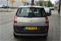 Renault Grand Scénic - 1.6-16V Dynamique Comfort 5Drs I Airco I Dealer onderhouden I Nwe APK - 1 - Thumbnail