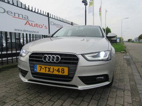 Audi A4 Avant - 2.0 TDI ultra Business Edition XENON/NAVI/ECC/PDC - 1