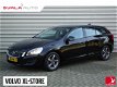 Volvo V60 - T3 150pk I Kinetic I Trekhaak I Park Assist I Navigatie - 1 - Thumbnail