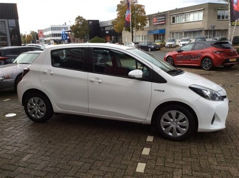 Toyota Yaris - 1.5 Full Hybrid Aspiration - 1