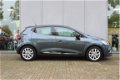 Renault Clio - 1.2 TCE INTENS 120PK | RIJKLAARPRIJS | Navi / Camera / Climate - 1 - Thumbnail